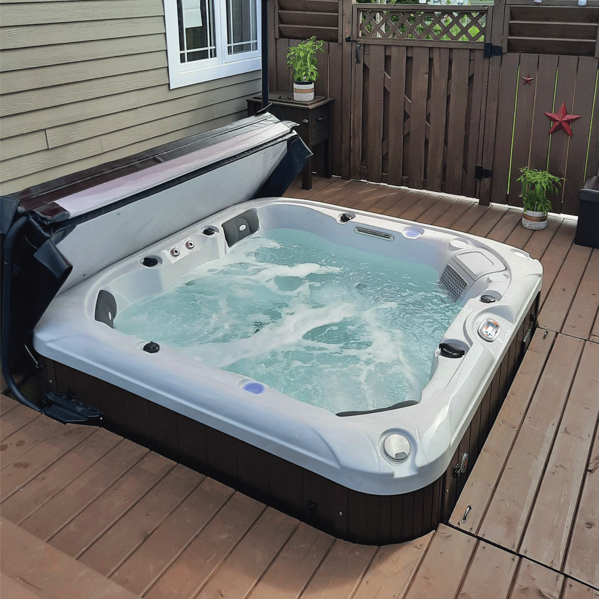Liberty Spas LYS5000 | 240V | 6-Person Luxury Hot Tub | 34-Jet Spa
